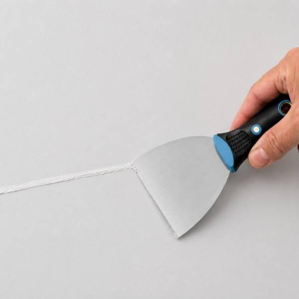 UK How to use decorators caulk step 4